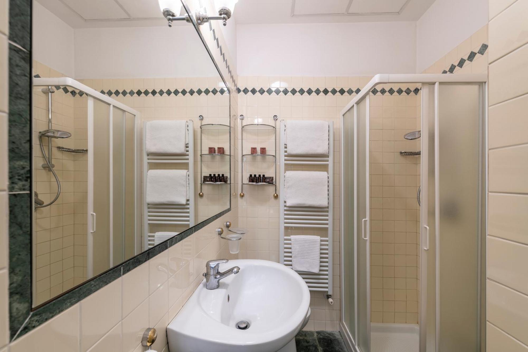 Superior Doppel- oder Zweibettzimmer mit Terrasse