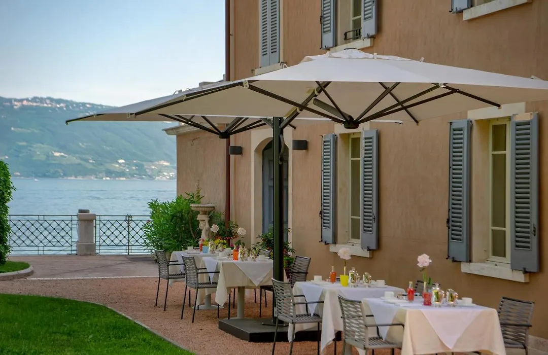 Villa Delle Palme-1